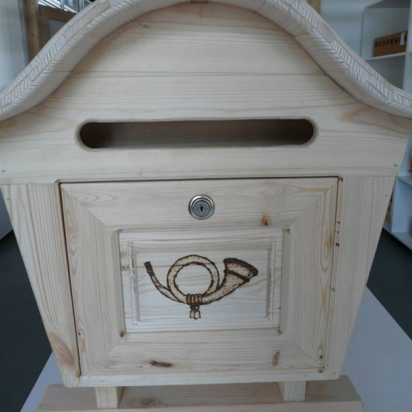 Postaláda